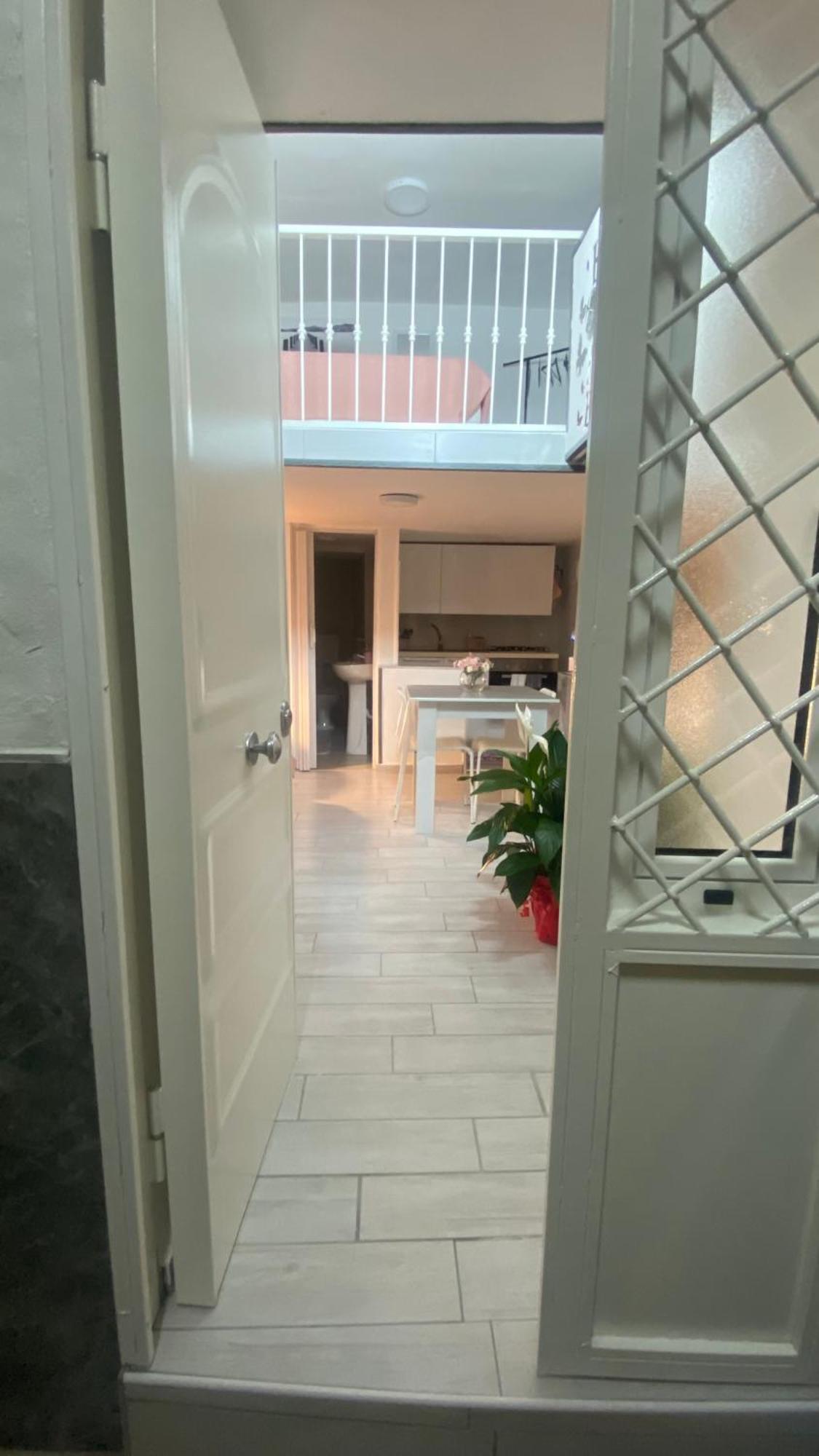 House Quartieri Sasymary 那不勒斯 外观 照片